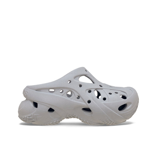 Caged Clog